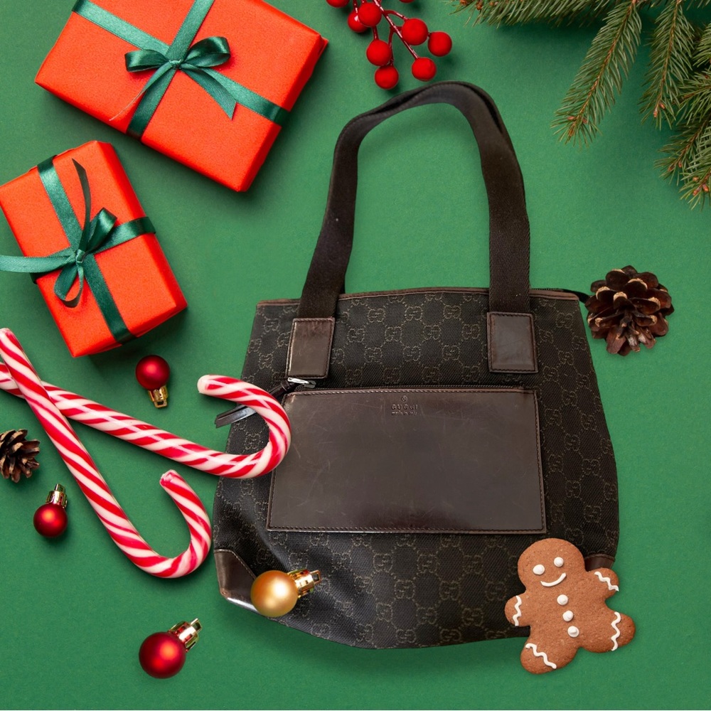 Gucci Brown Monogram Canvas Front Pocket Tote Bag 
Vintage